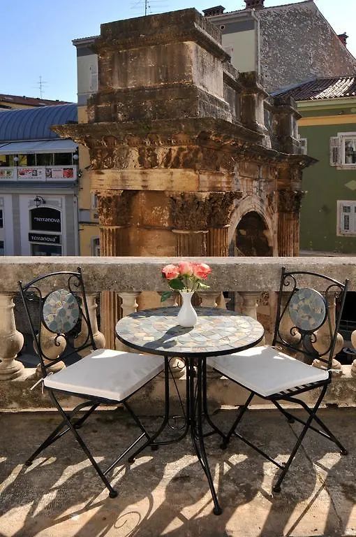 Boutique Suites Joyce Pula