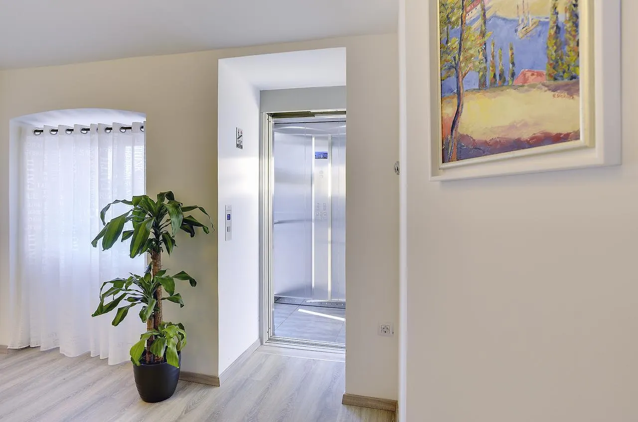 Boutique Suites Joyce Pula