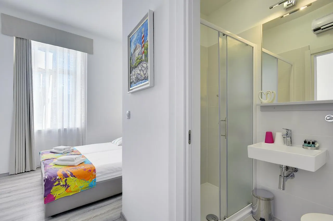 Boutique Suites Joyce Pula 4*,  Chorvatsko